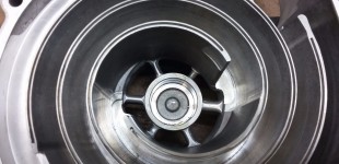 Bearbeitete Stege im Auslass