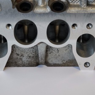 Ein- u. Auslasskanäle Zylinderkopf G60 bearbeitet -2